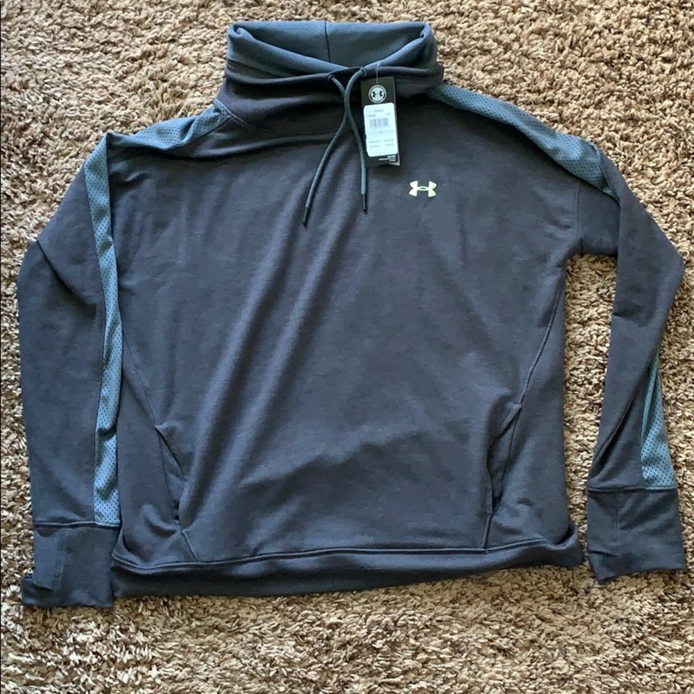 Women’s  XL Under Armour Sweatshirt